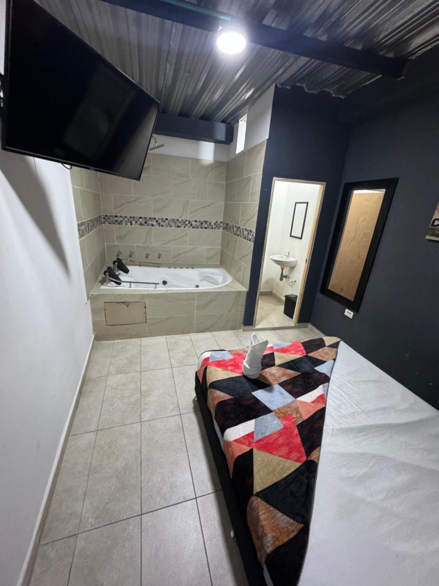 Hotel Select Medellín Buitenkant foto