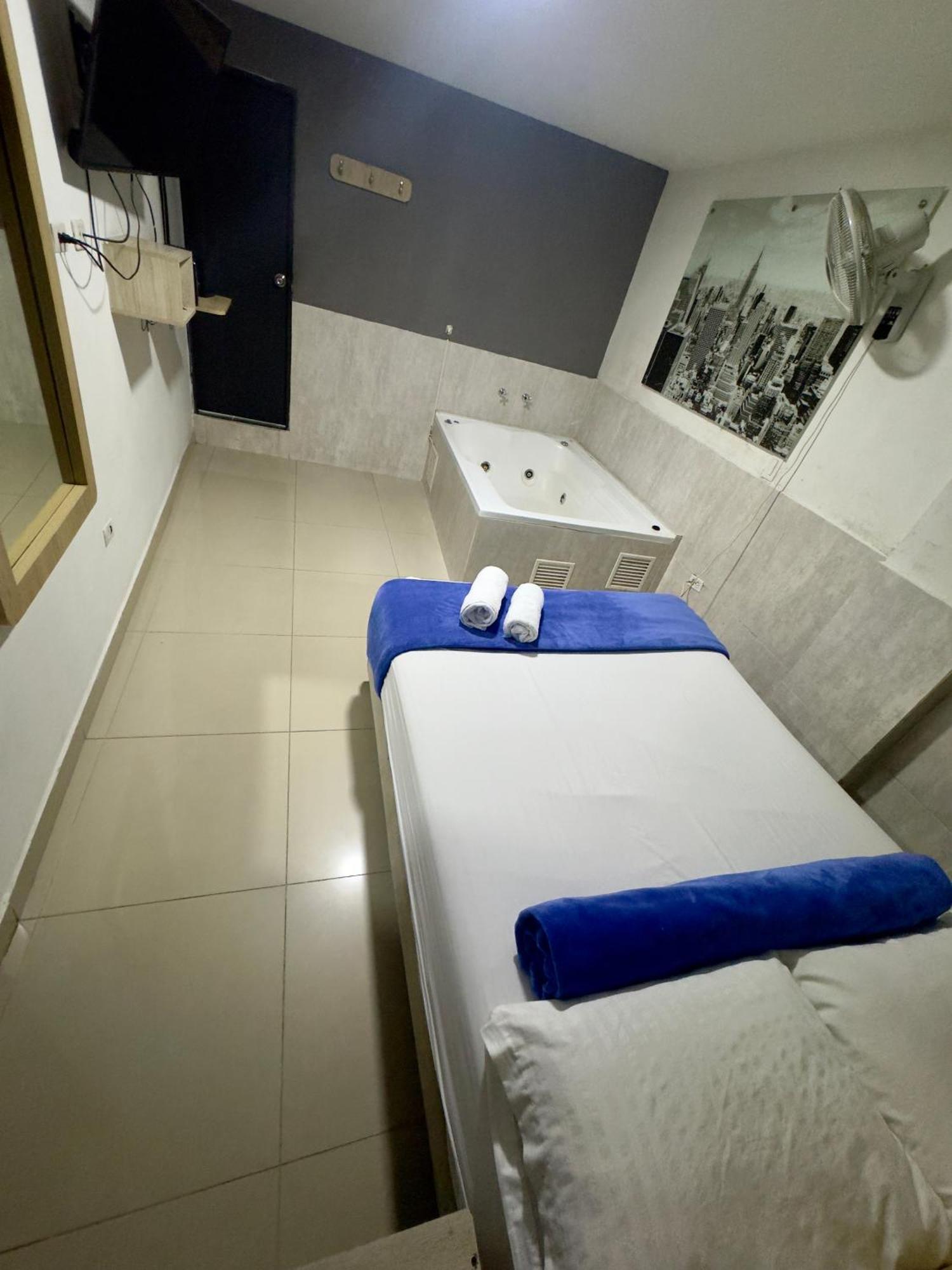 Hotel Select Medellín Buitenkant foto